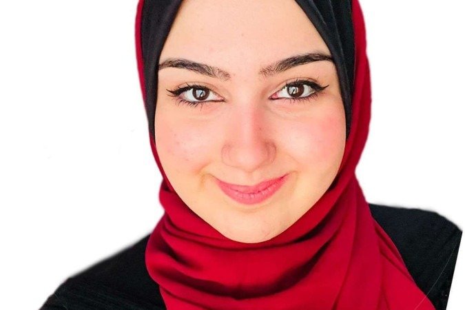 Sarah Ashour, 23 anos, moradora de Khan Yunis abrigada há dois meses em Rafah