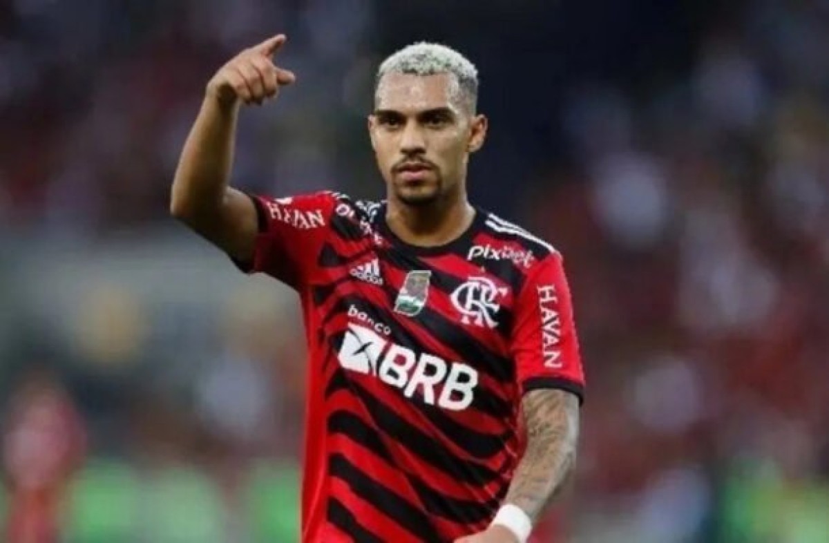 Flamengo aceita parcelamento para Corinthians obter Matheuzinho