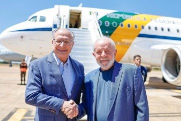 Para o presidente, nenhum país e nem 'ninguém' vai alterar o funcionamento do pix. Já Alckmin afirmou que as críticas não geram preocupações para o Brasil porque o pix é capaz de entregar pagamento instatâneo a custo zero -  (crédito: Ricardo Stuckert/PR)