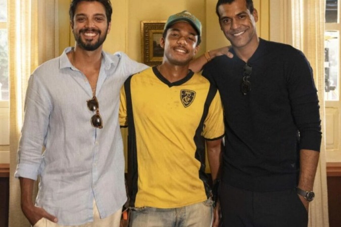 José Venâncio (Rodrigo Simas), João Pedro (Juan Paiva) e José Bento (Marcello Melo Jr.) -  (crédito: TV Globo/Fábio Rocha)