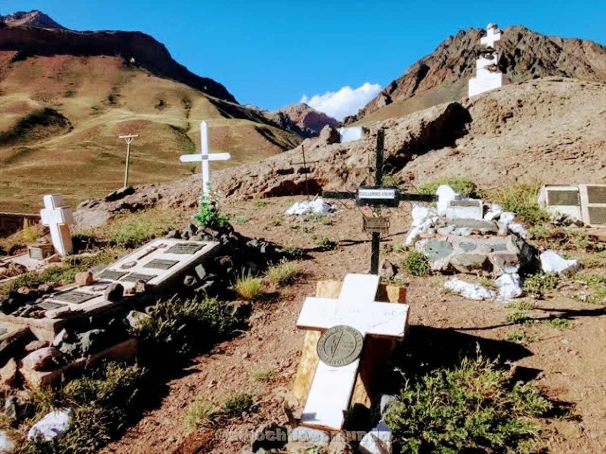 Cemitério dos Alpinistas, na região de Mendoza, Argentina