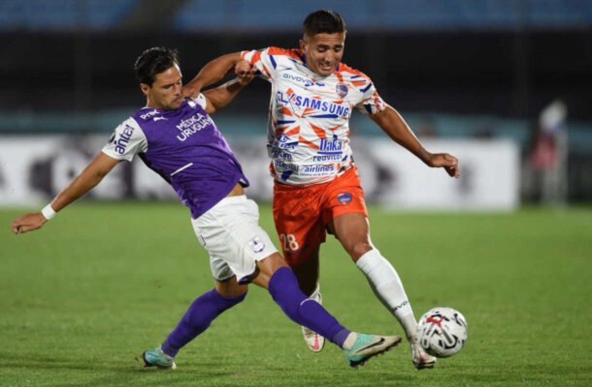 Puerto Cabello, nos pênaltis e fora de casa, avança na Libertadores
