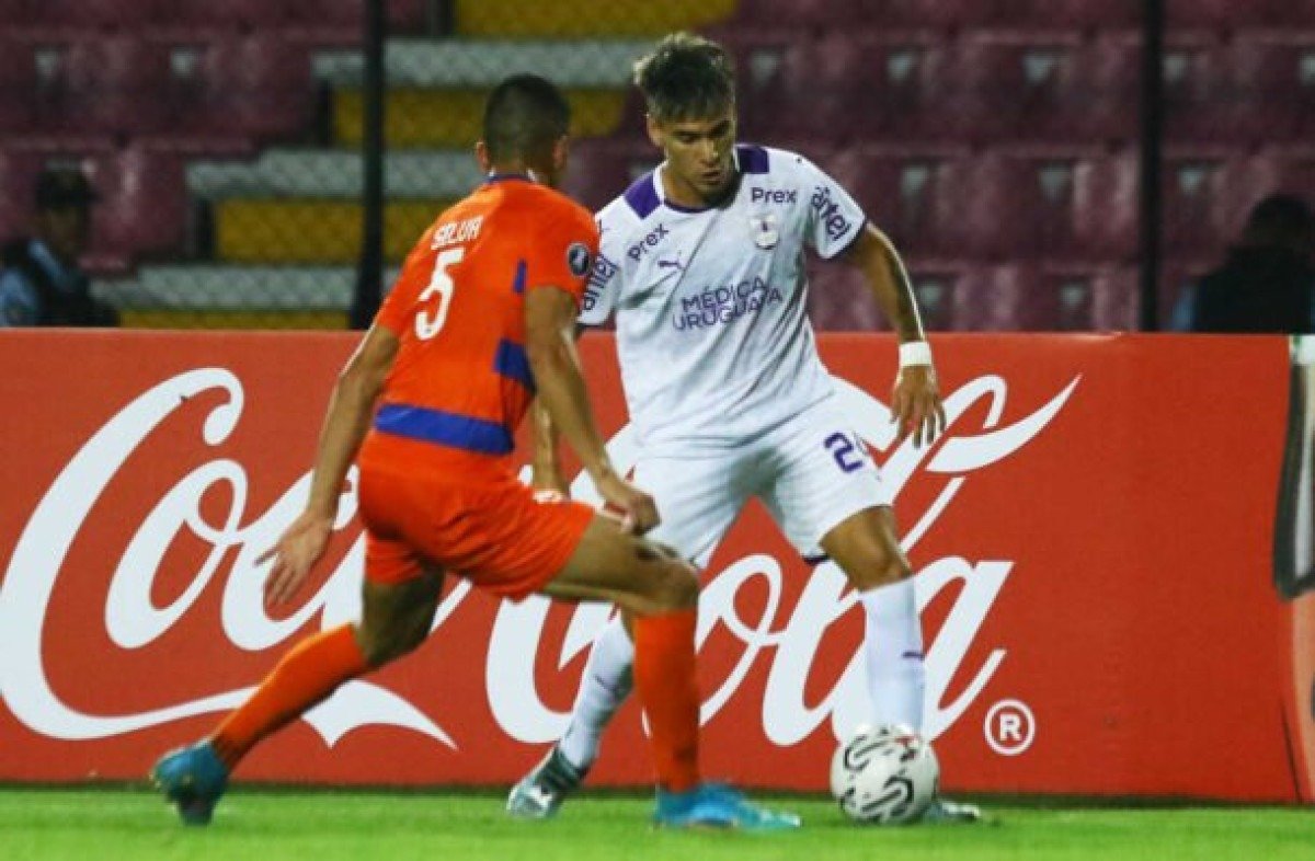 Defensor x Puerto Cabello (Libertadores): Onde assistir, escalações
