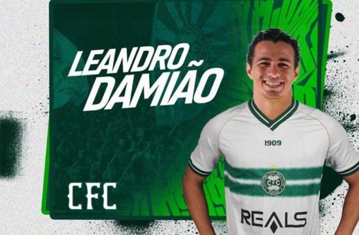 Coritiba anuncia a contratação de Leandro Damião