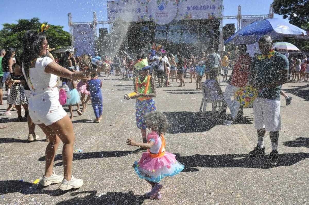 Bloco Portadores da Alegria anima o Parque da Cidade