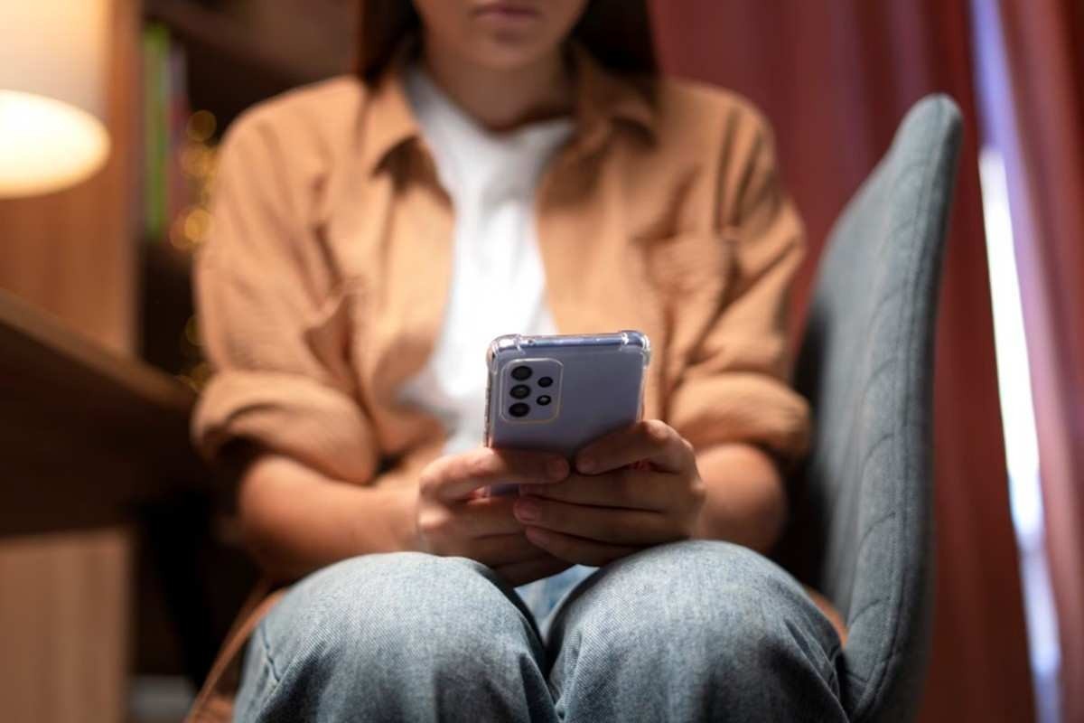 Ferramenta que combate pornografia de menores na internet chega ao Brasil