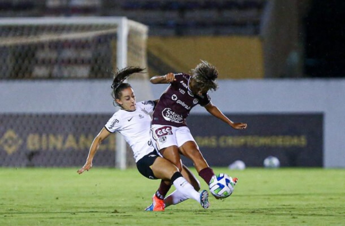 Corinthians x Ferroviária, AO VIVO, com a Voz do Esporte, às 15h30