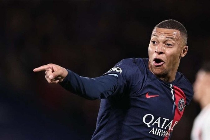 Kyllian Mbappé está de saída do PSG e time procura astro para a substituição -  (crédito: Frack Fife/AFP)