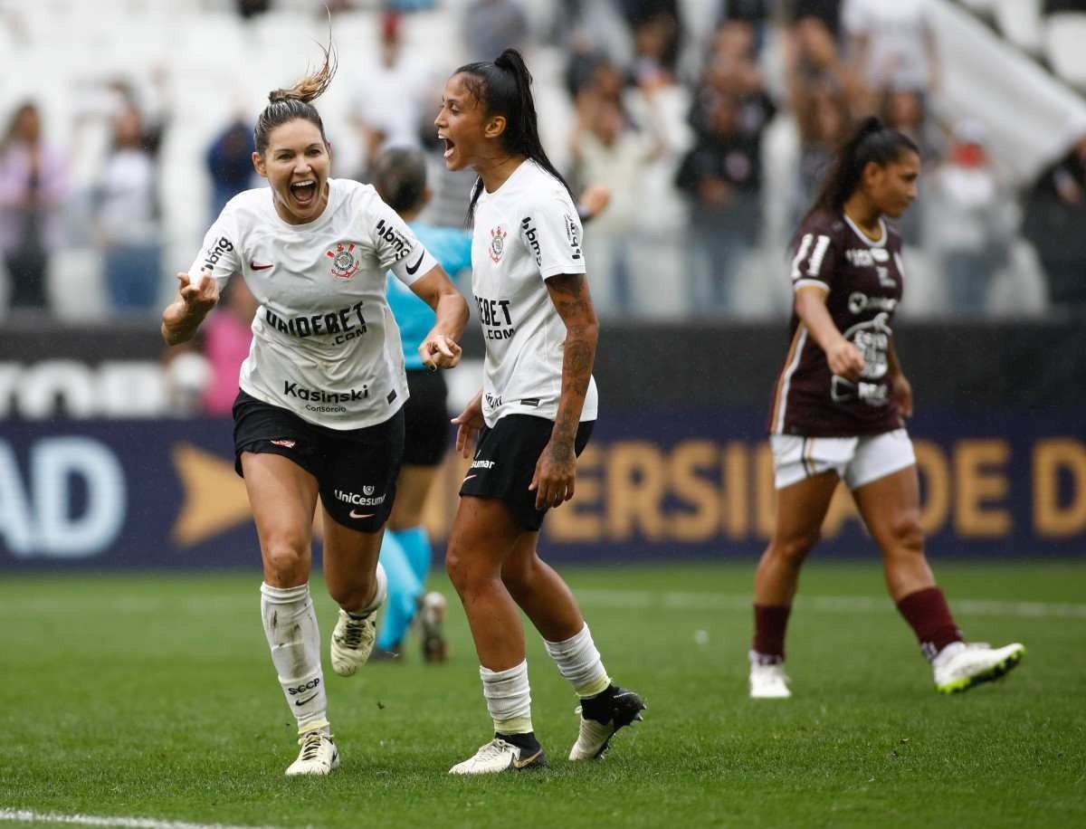 Supercopa do Brasil: Corinthians elimina Ferroviária e está na decisão