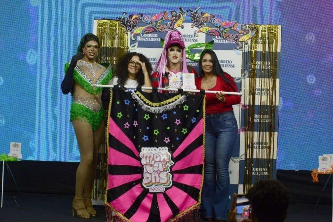  16/02/2024 Crédito: Marcelo Ferreira/CB/D.A Press. Brasil. Brasília - DF - Entrega do prêmio CBFolia 2024 aos melhores blocos e fantasias do carnaval de Brasília 2024. Bloco das Montadas, terceiro lugar melhor bloco de rua.