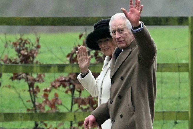 O Rei Charles III diagnosticado com câncer -  (crédito:  JUSTIN TALLIS / AFP)