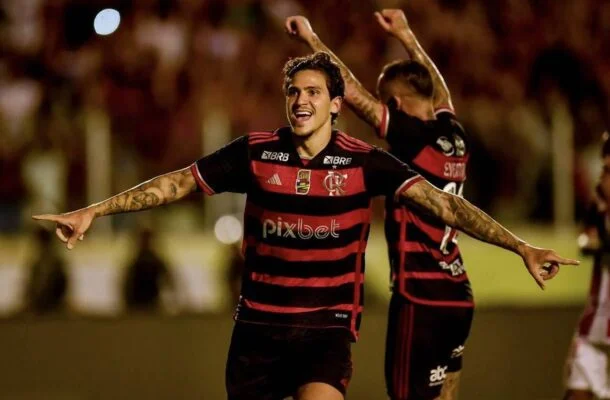 Pedro, inspirado, leva Flamengo à vitória sobre o Bangu -  (crédito: Foto: Marcelo Cortes / CRF)
