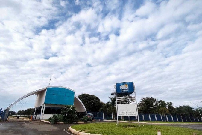 Bom dia, Brasília! DF está sob alerta amarelo para chuvas intensas, com trovoadas e ventos - (crédito: Ed Alves/CB/DA.Press) Bom dia, Brasília! DF está sob alerta amarelo para chuvas intensas, com trovoadas e ventos - (crédito: Ed Alves/CB/DA.Press)