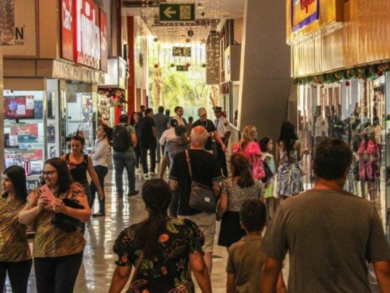 Dia do trabalhador; veja funcionamento do comércio e metrô