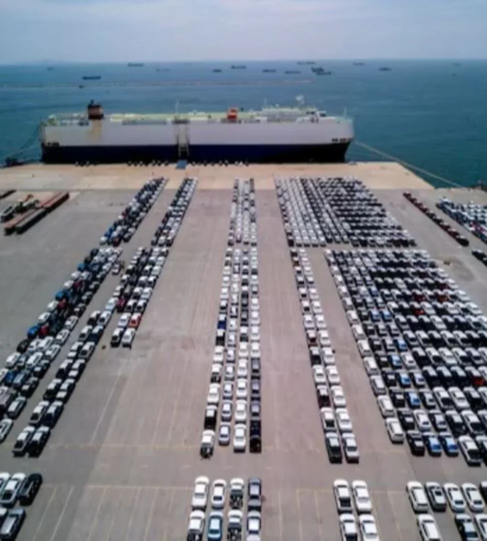 E os modelos estrangeiros têm feito sucesso no Brasil. A cada dez carros vendidos no país, dois vieram de fora. -  (crédito: eye em - freepik (1))
