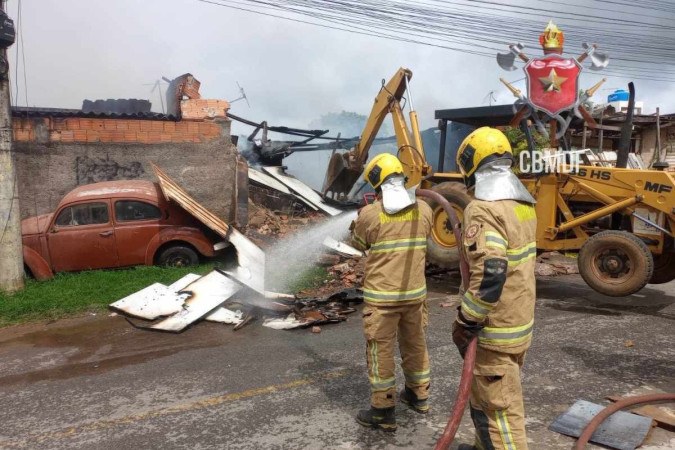 Toda a operação teve duração de nove horas -  (crédito: Divulgação/CBMDF)