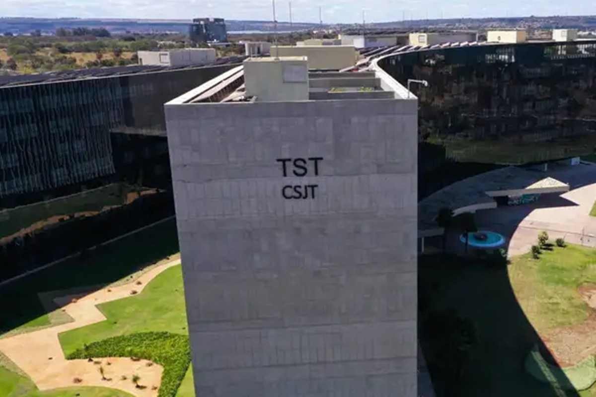 TST divulga resultado final da discursiva para analista judiciário