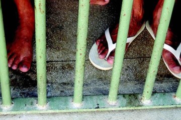 As unidades prisionais precisam analisar o caso de cada preso, para avaliar se a saída cumpre os objetivos da pena -  (crédito: Thathiana Gurgel/ DPRJ)