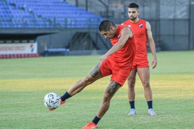 Treino do Nacional, do Paraguai -  (crédito: Foto: Divulgação/Club Nacional)