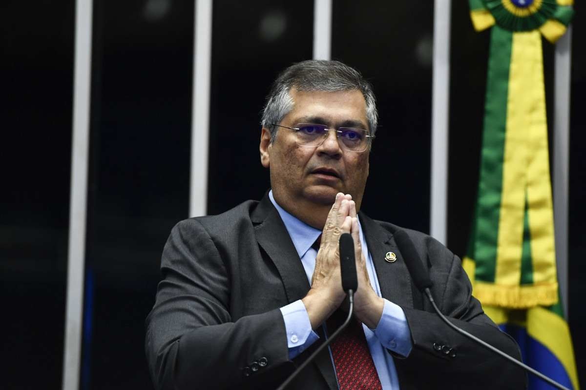 Dino assume 340 processos no STF, incluindo casos envolvendo Bolsonaro