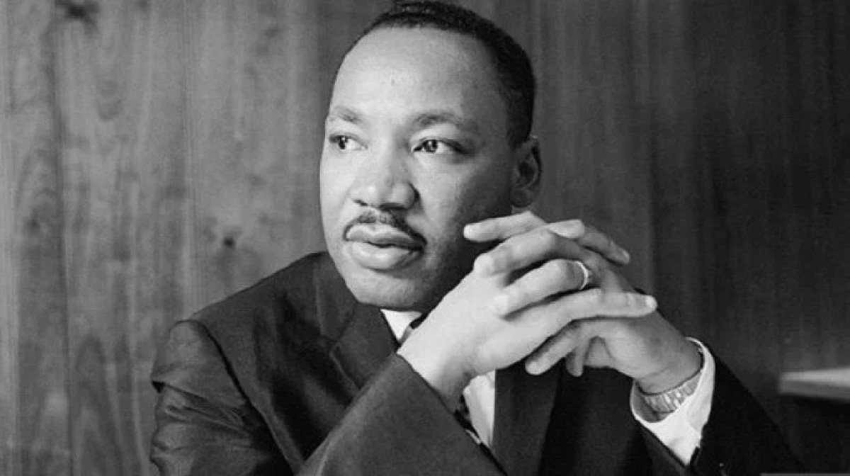 Livro com dedicatória de Martin Luther King é leiloado por R$ 173 mil