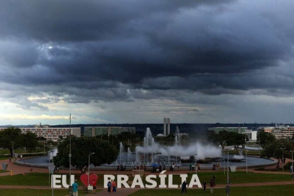 Previsão do tempo no DF: chuvas devem permanecer ao longo desta terça (20)