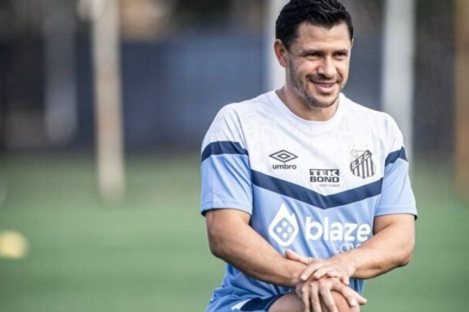 Fora há quase um mês, meia já tem condição de jogo - (crédito: Foto: Raul Baretta/Santos FC) Fora há quase um mês, meia já tem condição de jogo - (crédito: Foto: Raul Baretta/Santos FC)