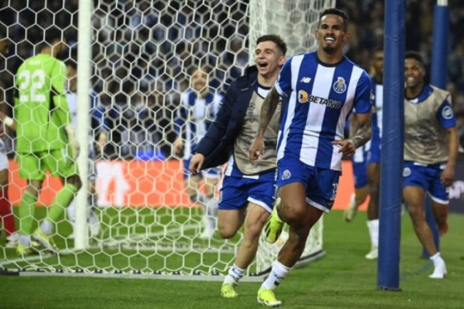 Porto conquista vitória importante e leva vantagem para jogo de volta contra o Arsenal -  (crédito:  - Foto: MIGUEL RIOPA/AFP via Getty Images)
