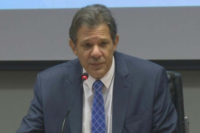 No total, são oito projetos já apresentados ao Legislativo que afetam os setores bancário e de crédito - (crédito: Valeria PACHECO, Johannes MYBURGH, Madeleine PRADEL / AFPTV / AFP) No total, são oito projetos já apresentados ao Legislativo que afetam os setores bancário e de crédito - (crédito: Valeria PACHECO, Johannes MYBURGH, Madeleine PRADEL / AFPTV / AFP)