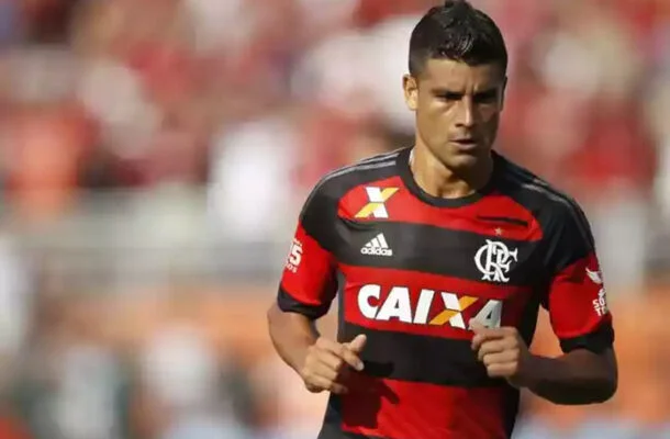 Flamengo tem decisão favorável em processo movido por ex-meia