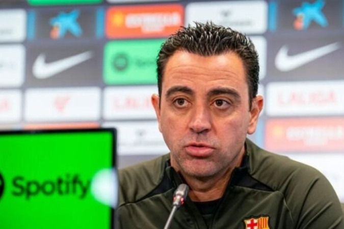 Xavi em coletiva do Barcelona; treinador sairá ao fim da temporada -  (crédito: Foto: Divulgação/FC Barcelona )