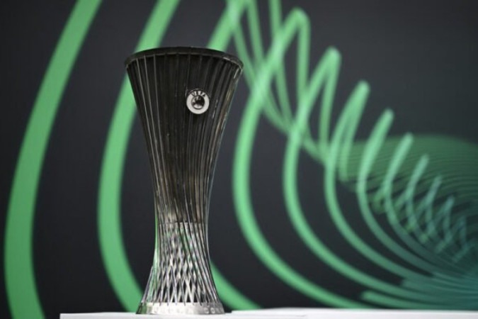 Uefa sorteia duelo das oitavas de final da Conference League -  (crédito: Foto: Fabrice Coffrini/AFP via Getty Images)