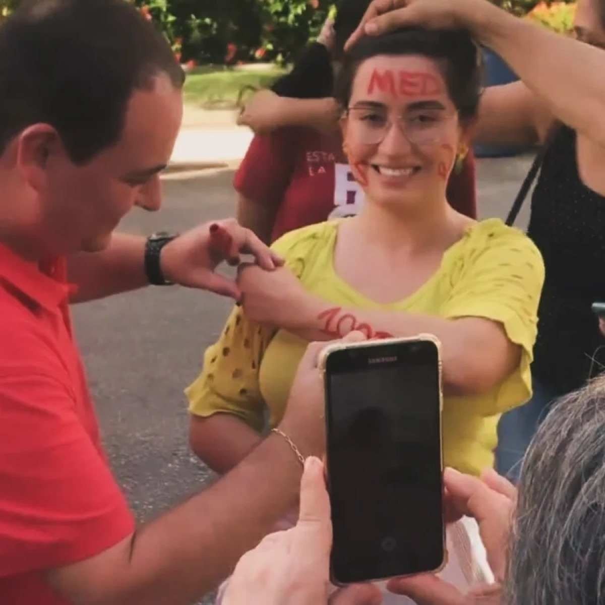 Indira Morgana, de 31 anos, alcança nota máxima na redação do Enem e é aprovada para cursar medicina na Universidade Federal de Sergipe (UFS)