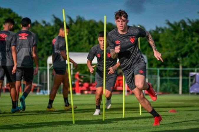 Clássico deste sábado no Estádio dos Aflitos é aguardado sob clima de tensão - Foto: Igor Cysneiros/ SCR -  (crédito:  Treino Sport - Igor Cysneiros/ SCR)