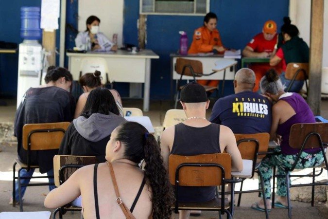  Moradores de São Sebastião e região buscam por atendimento para sintomas da doença transmitida pelo mosquito Aedes Aegypti