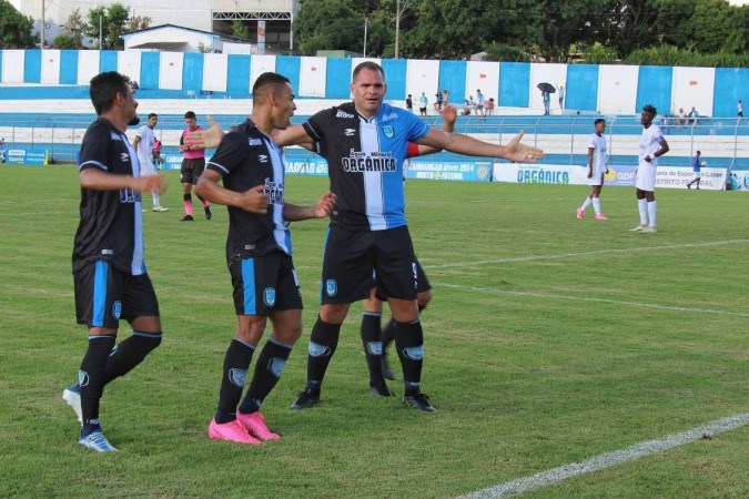 Clube tricolor finalizou a mudança de gestão em fevereiro, com direito à sigla SAF no escudo. Pouco depois, time alcançou a decisão local -  (crédito: Gustavo Roquete/Capital)