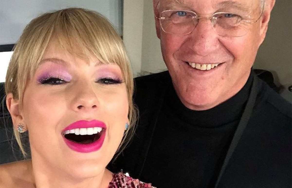 Pai de Taylor Swift é investigado na Austrália por suposta agressão a fotógrafo