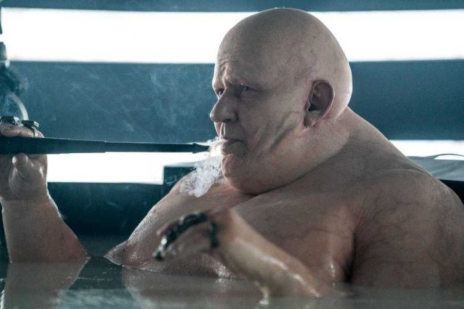 Stellan Skarsgard como Barão Vladimir Harkonnen: mal perpetuado