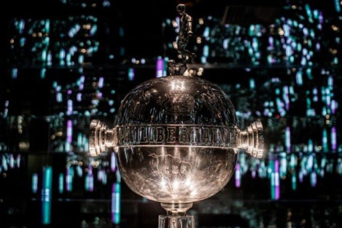 Taça da Libertadores está exposta no Museu Fluminense FC -  (crédito: Marina Garcia/FFC)
