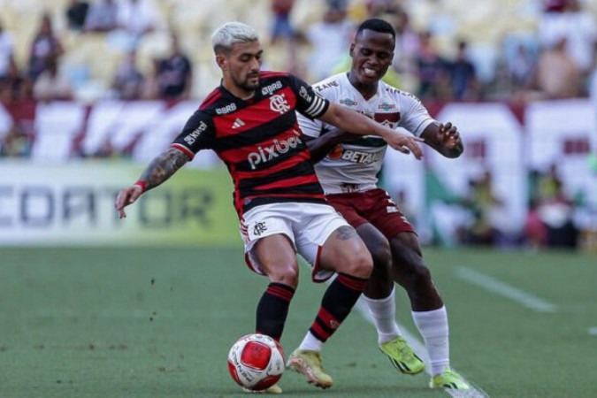 Arrascaeta fez um discurso motivacional antes do Flamengo entrar em campo diante do Fluminense -  (crédito: - Foto: Marcelo Cortes / CRF)