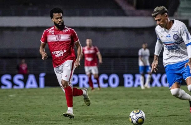 Bahia conquistou a segunda vitória consecutiva -  (crédito: Foto: Francisco Cedrim/CRB)