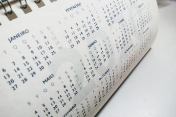 Anos bissextos mantêm calendário sincronizado com estações do ano -  (crédito: Getty Images)