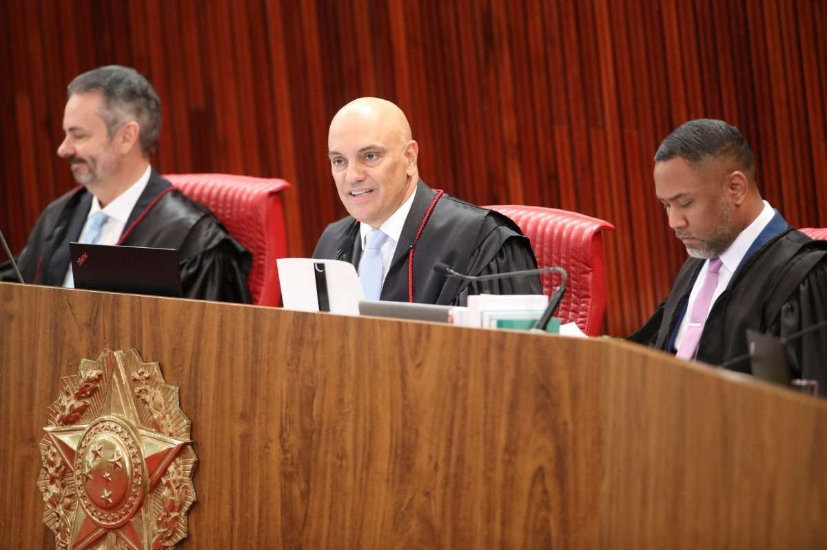 Moraes ironiza crítica em julgamento: 'Em Nárnia não há democracia'
