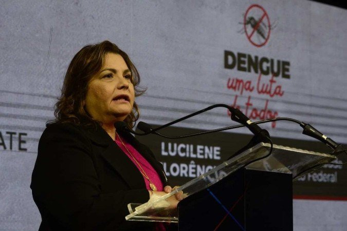 Lucilene Florêncio, secretária de Saúde do Distrito Federal, participa do evento Dengue, uma luta de todos realizado nesta quinta-feira (292) no Correio Braziliense - (crédito: Marcelo Ferreira/CB/D.A.Press) Lucilene Florêncio, secretária de Saúde do Distrito Federal, participa do evento Dengue, uma luta de todos realizado nesta quinta-feira (292) no Correio Braziliense - (crédito: Marcelo Ferreira/CB/D.A.Press)