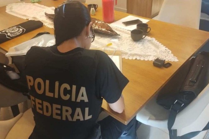 A Polícia Federal cumpre mandados na 25ª fase da Operação Lesa Pátria -  (crédito: Divulgação/Polícia Federal)