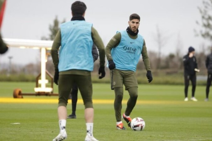 Jogadores do PSG durante treinamento da equipe - Foto: Divulgação/PSG -  (crédito: Foto: Divulgação/PSG)