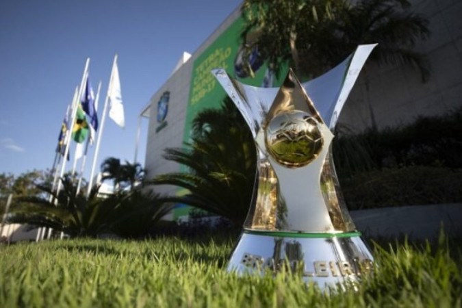 Troféu do Campeonato Brasileiro -  (crédito: Foto: Lucas Figueiredo/CBF)