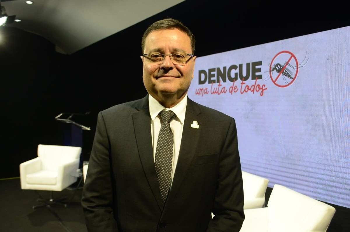 Saúde do DF deve se preparar para casos graves de dengue, diz médico