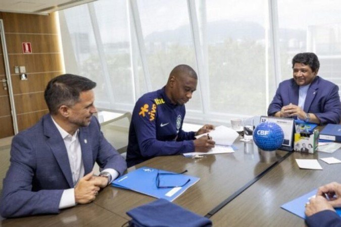 Juan deixou o Flamengo para trabalhar na Seleção Brasileira - (crédito: Foto: Joilson Marconne / CBF) Juan deixou o Flamengo para trabalhar na Seleção Brasileira - (crédito: Foto: Joilson Marconne / CBF)