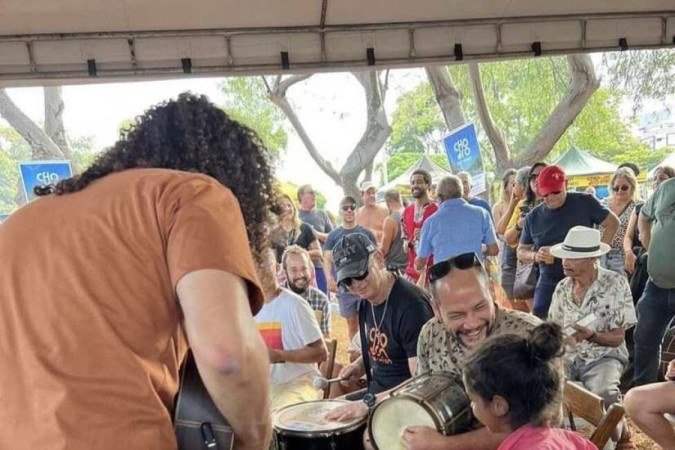 Choro no Eixo anima os domingos da cidade, 
com participação de gente de todas as idades